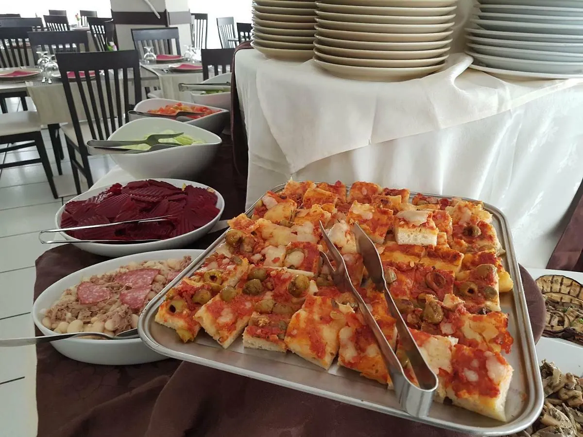 Hotel Senyor Rimini 3*,
