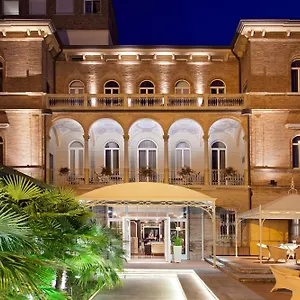 Adriatica Ambienthotels 4*, Rimini Italia