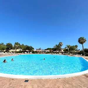 Igv Club Santagiusta 4*, Costa Rei Italia
