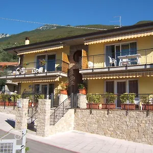 https://mary-apartments.hotelinveneto.com