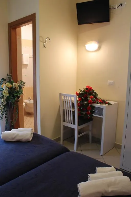 ***  Hotel Senyor Римини Италия